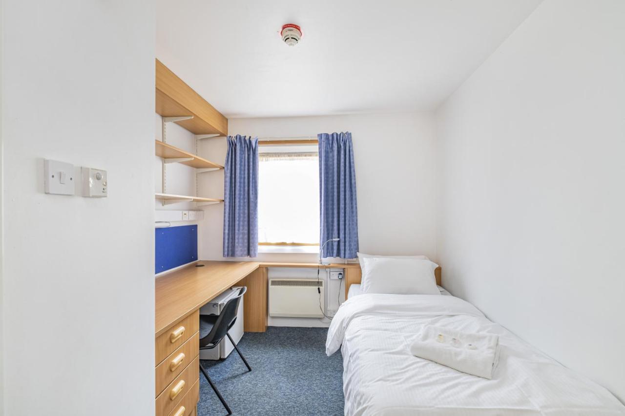 Vibrant Ensuite Rooms, Hatfield - Sk Экстерьер фото
