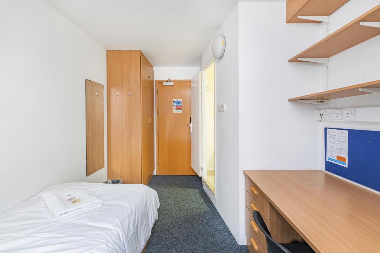 Vibrant Ensuite Rooms, Hatfield - Sk Экстерьер фото